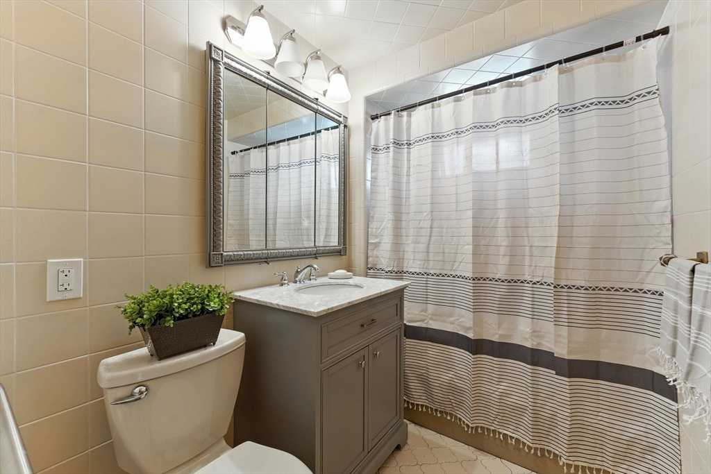 29 Hillcrest Circle # 2