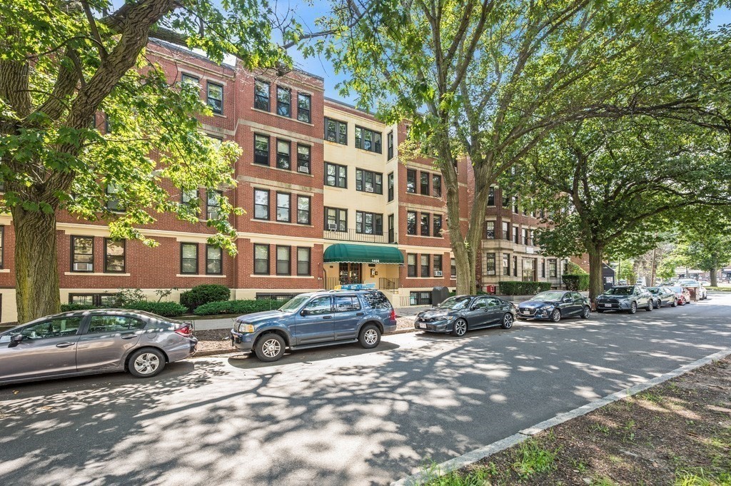 1408 Commonwealth Avenue # 15 Unit: 8-15