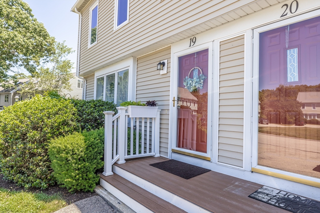 835 Mount Hope # 19