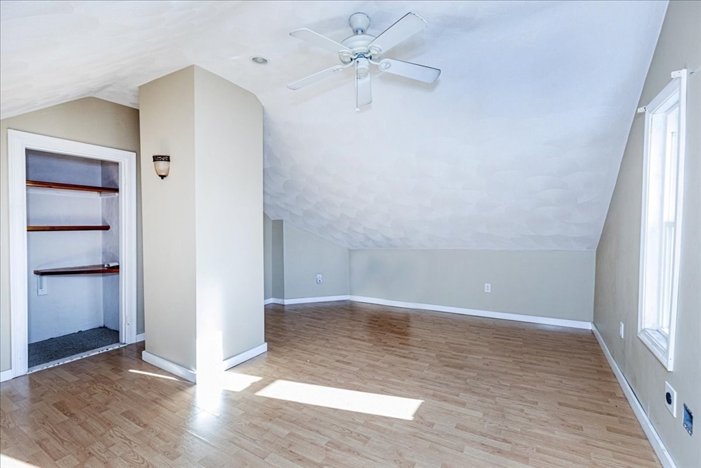 9 Lapham St # 9