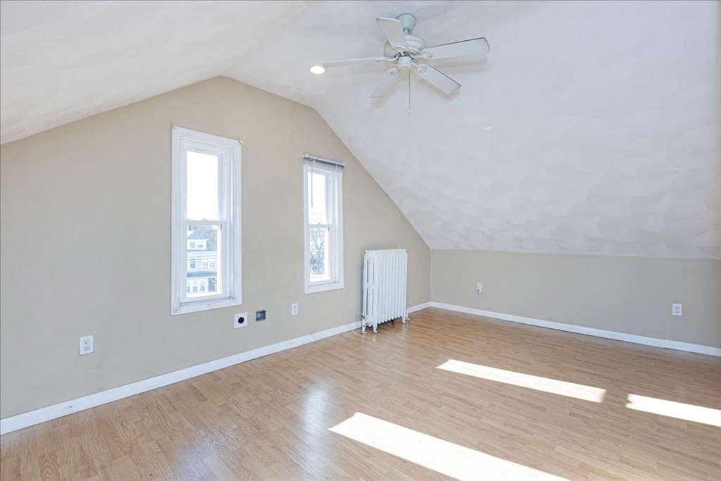 9 Lapham St # 9