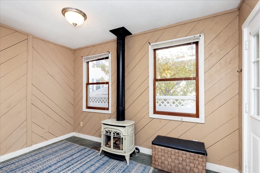 9 Lapham St # 9