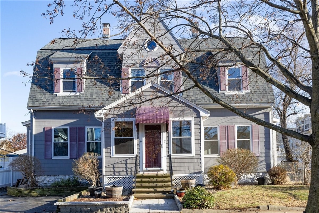 9 Lapham St # 9