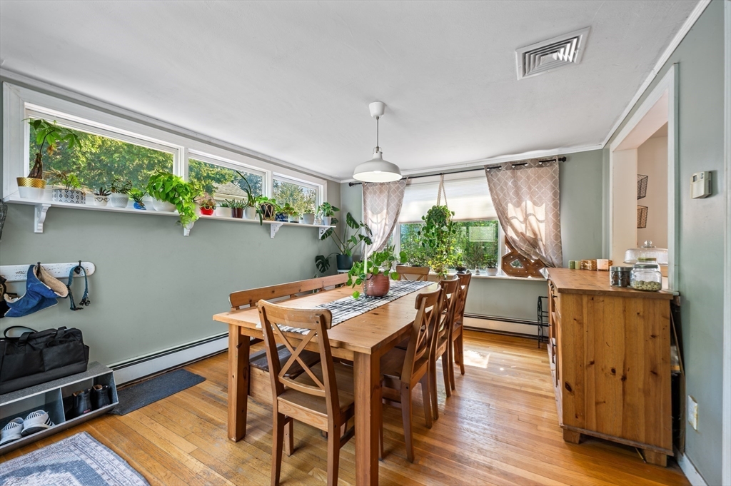 37 Hillcrest Rd