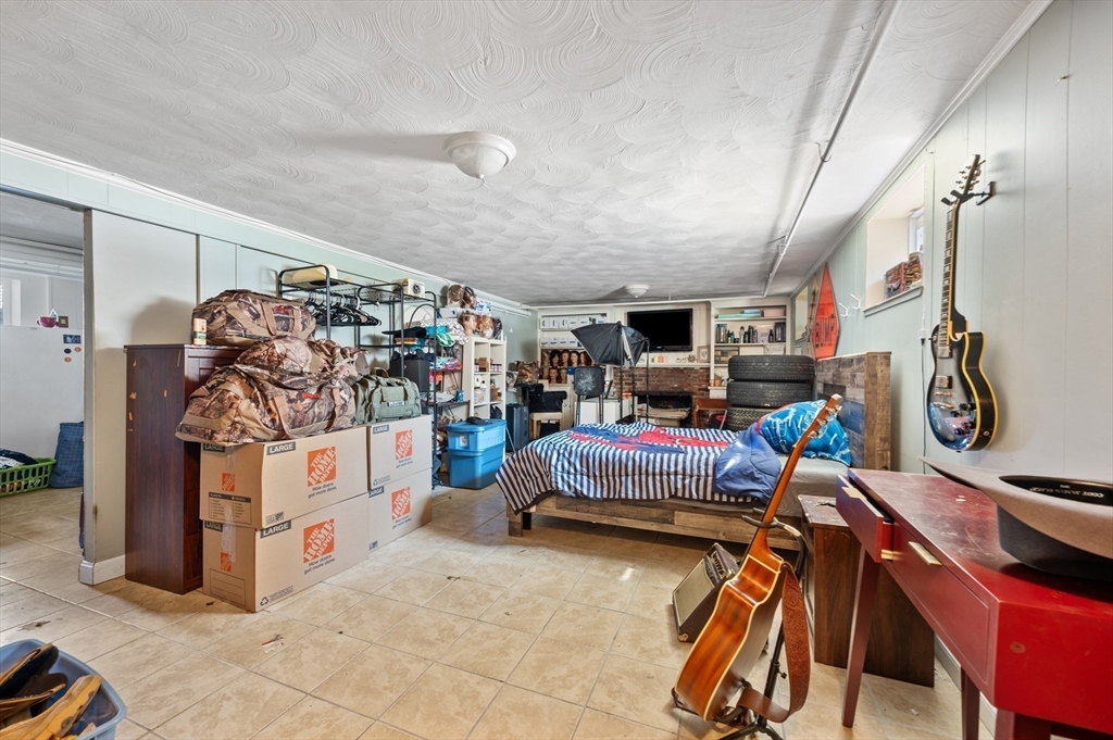 37 Hillcrest Rd