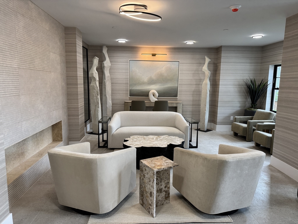 20 Audubon Way # 105