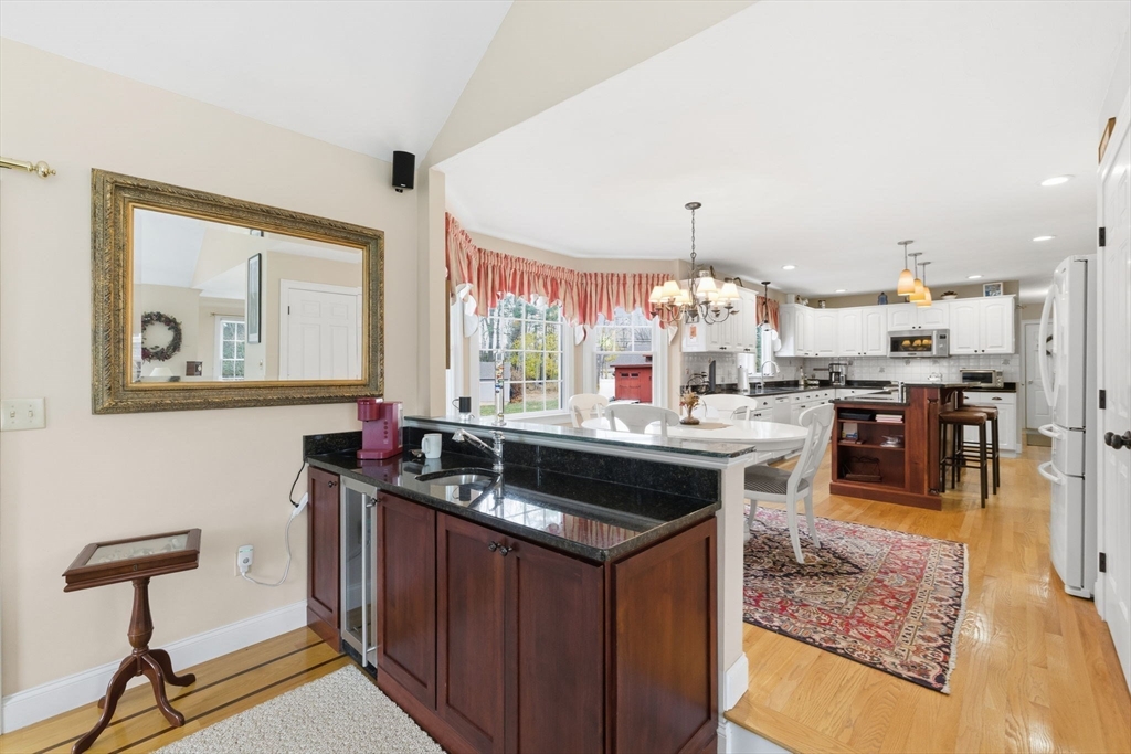 7 Farmside Dr