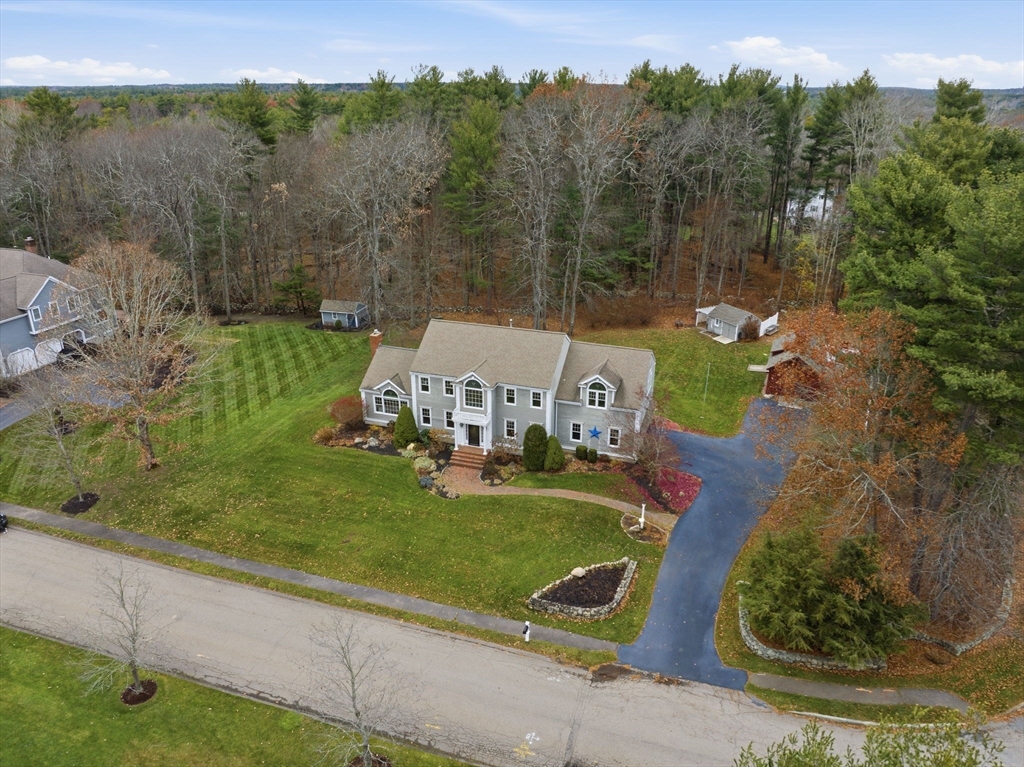 7 Farmside Dr