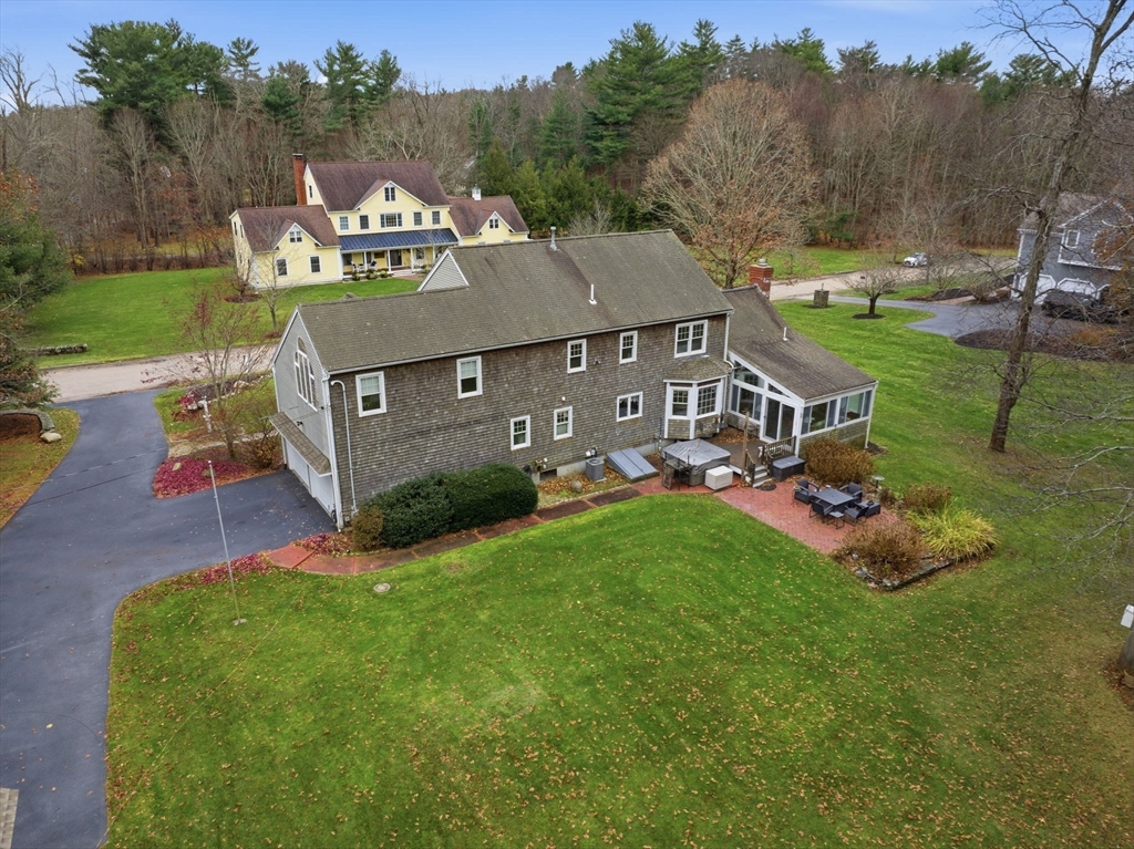 7 Farmside Dr