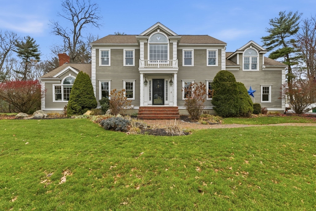 7 Farmside Dr