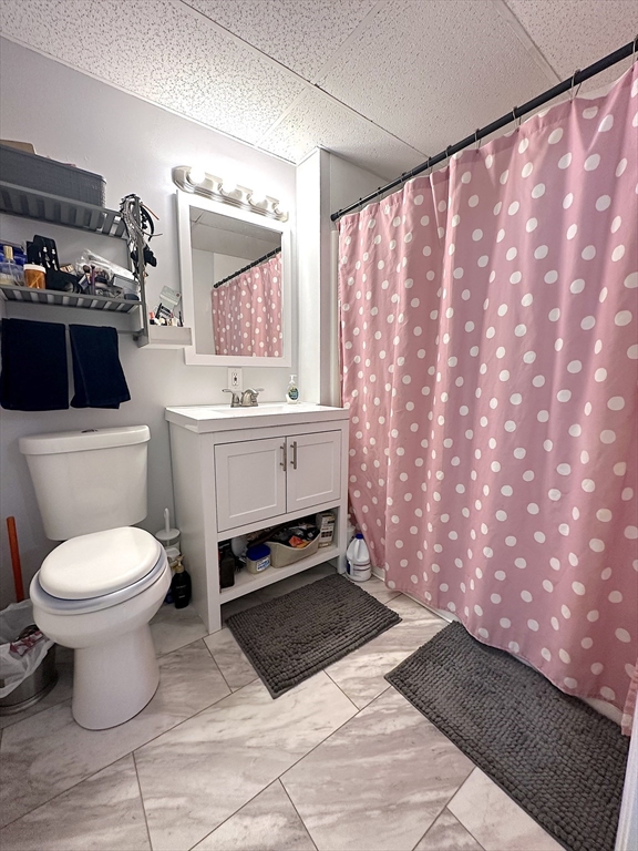 16 Richards Avenue # 204