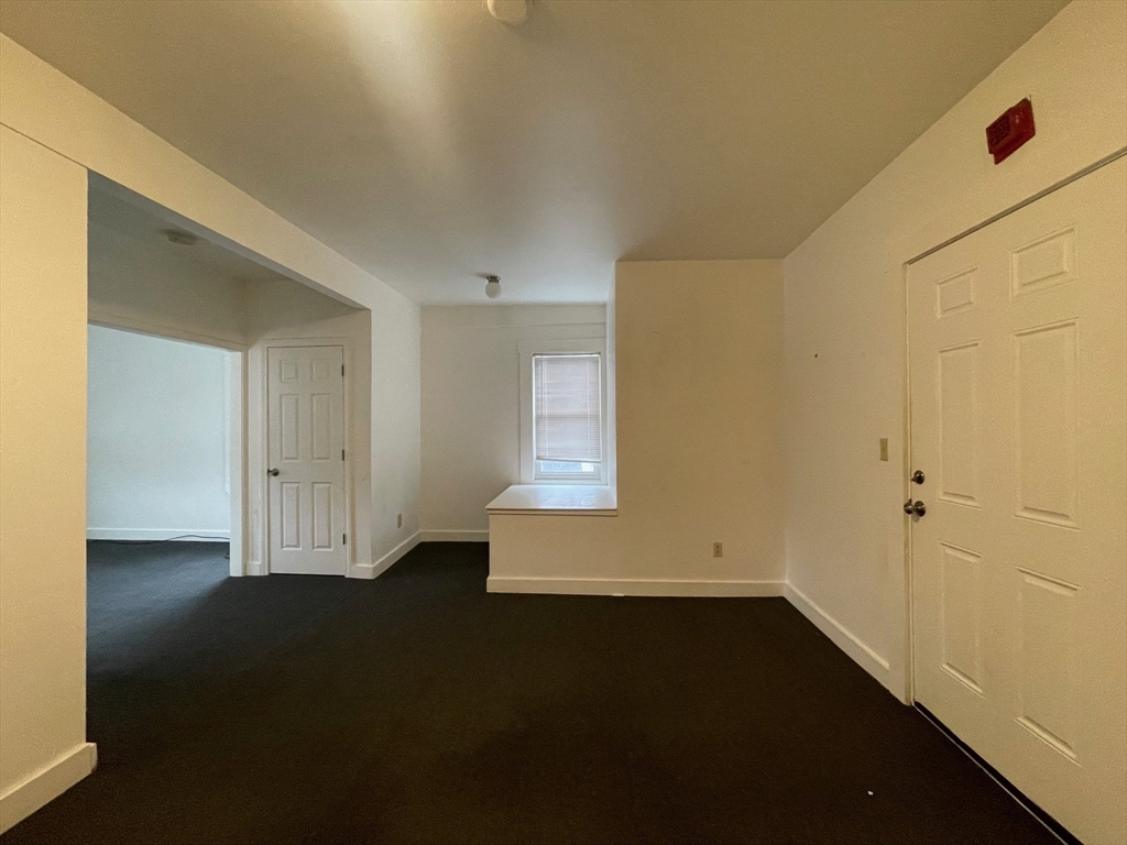3 Webster St # 4