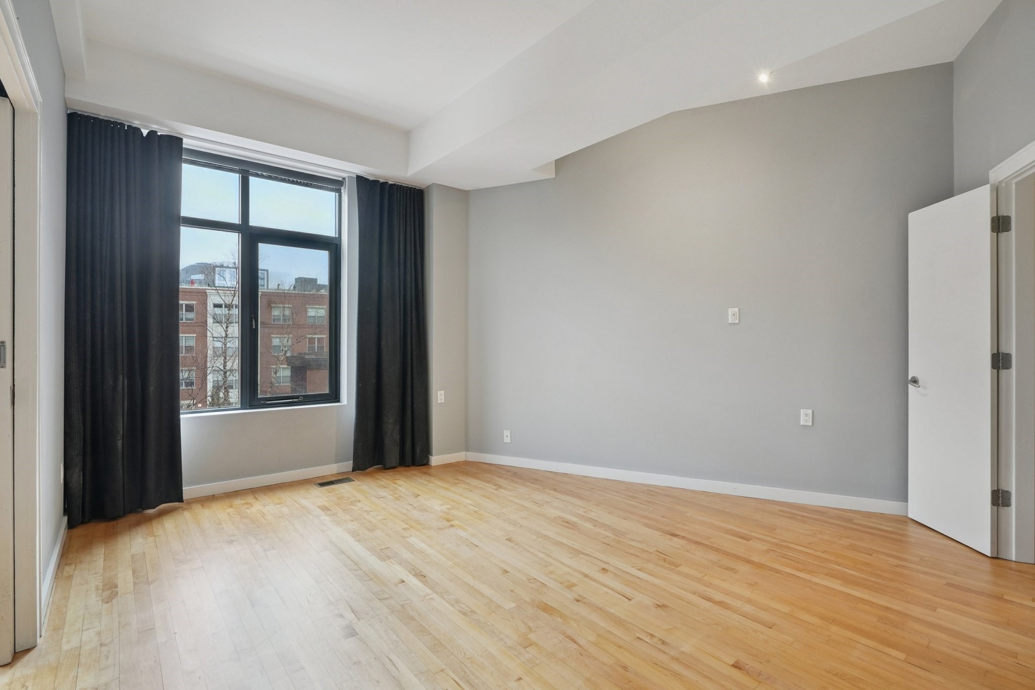 1200 Washington St # 416