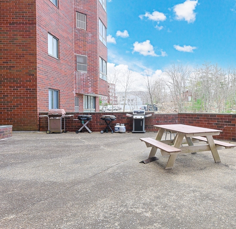 200 Burkhall St # 408