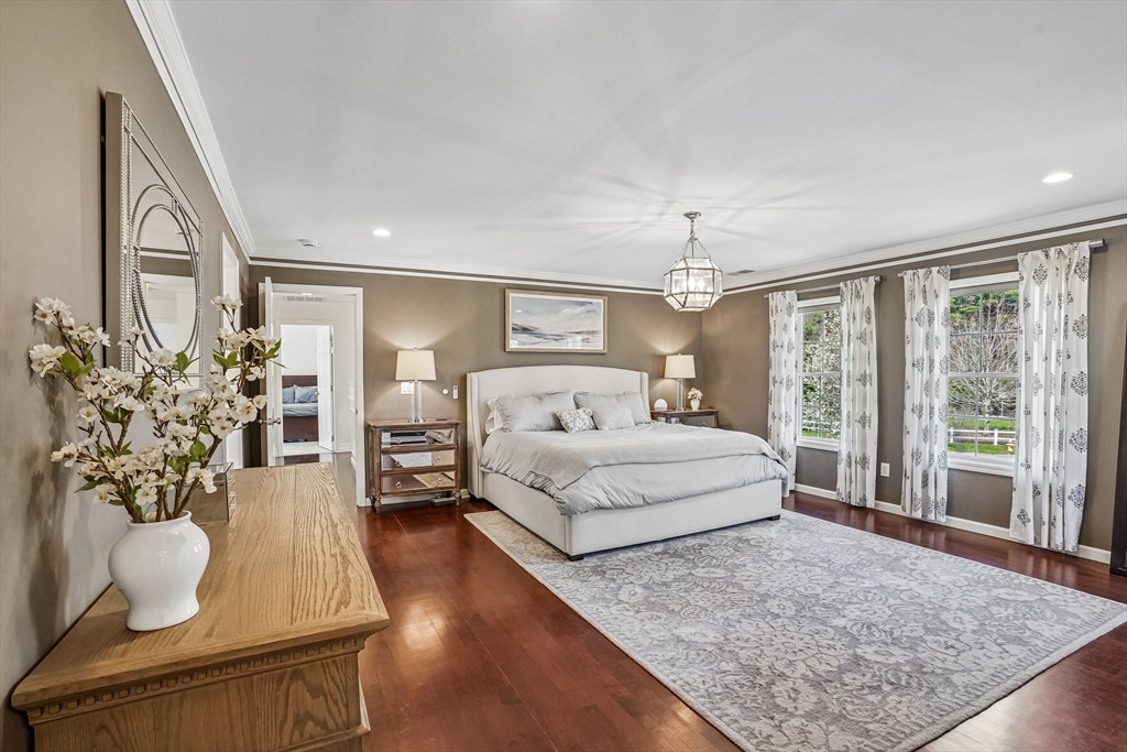 20 Walnut Hill Dr