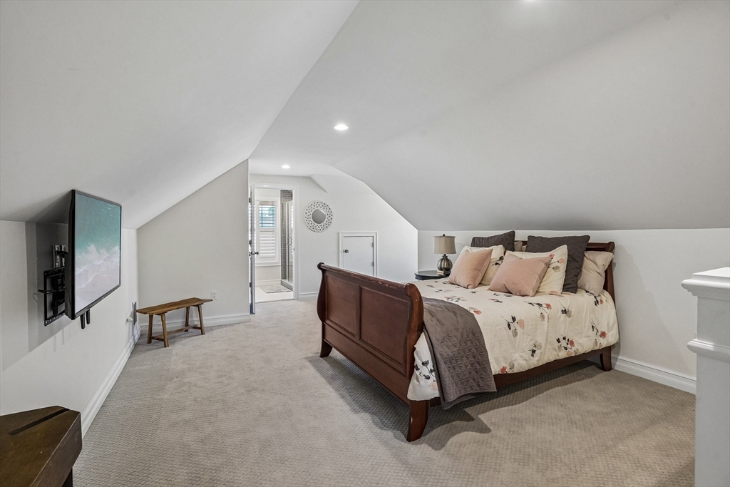 20 Walnut Hill Dr