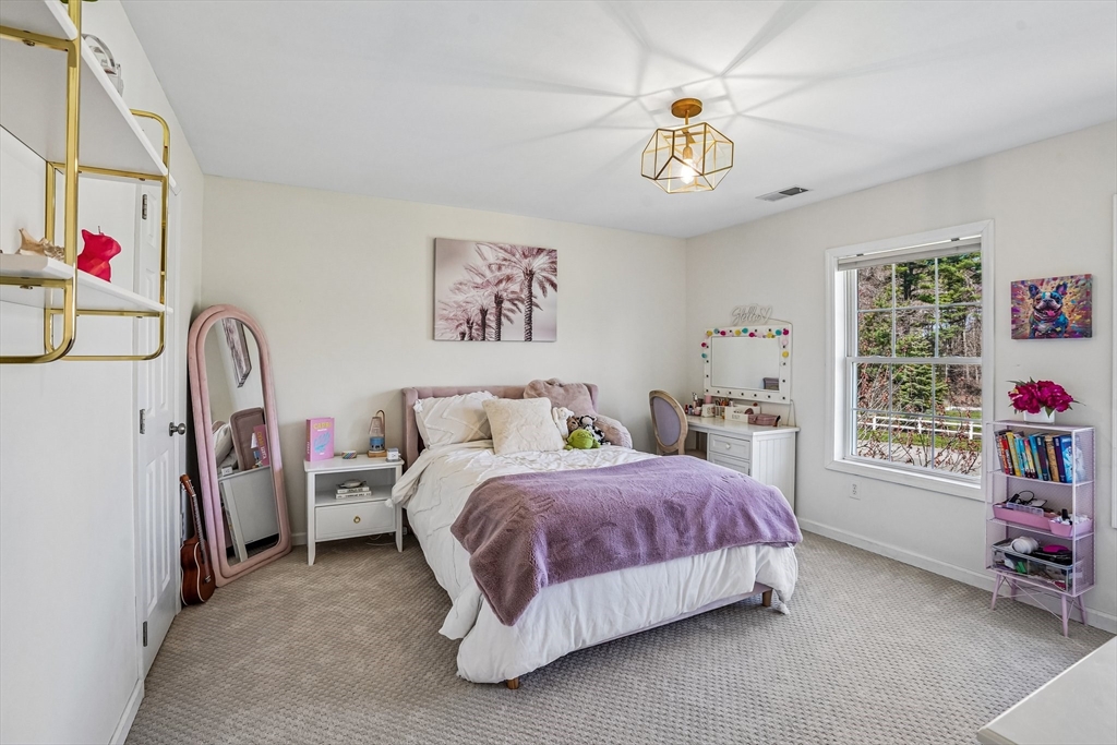 20 Walnut Hill Dr