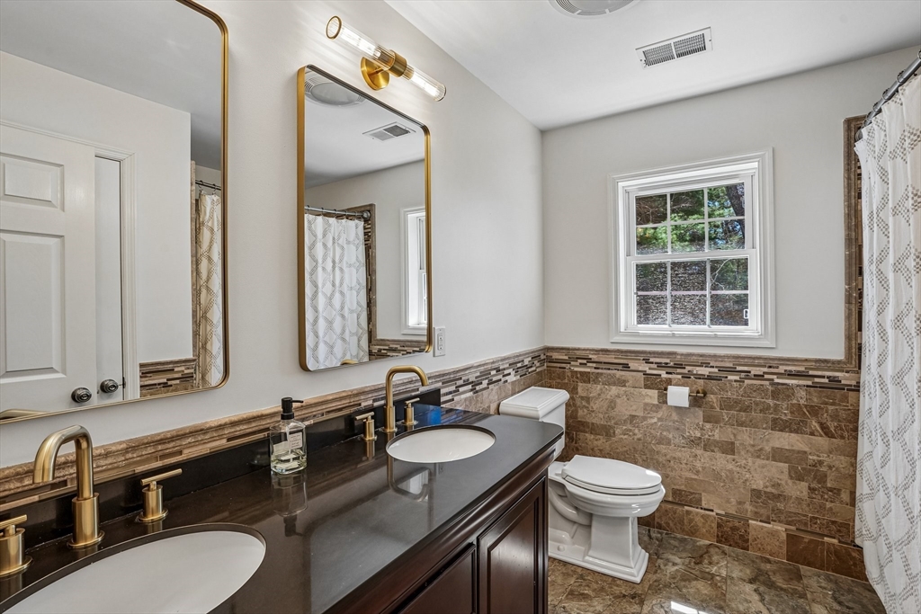 20 Walnut Hill Dr