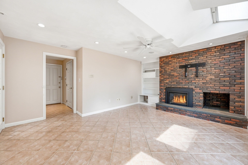 4 Antrim Rd