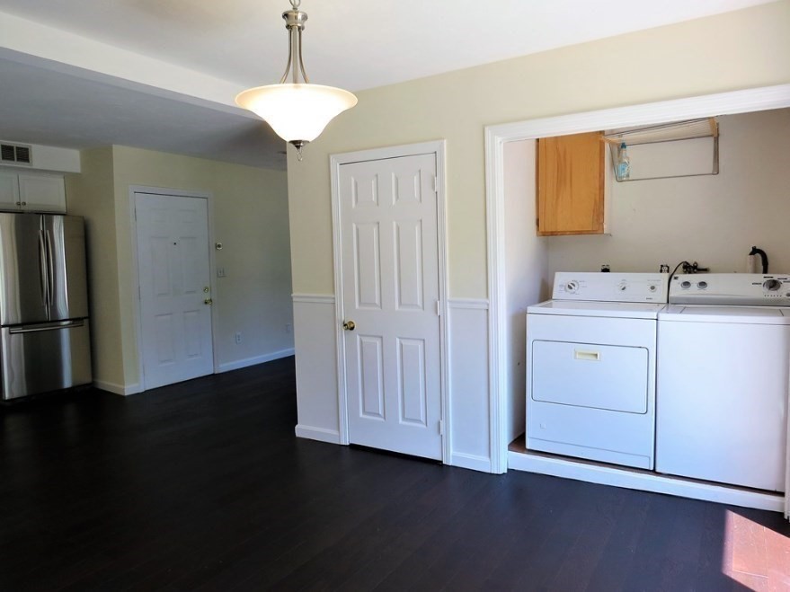 90 Oak St # 2