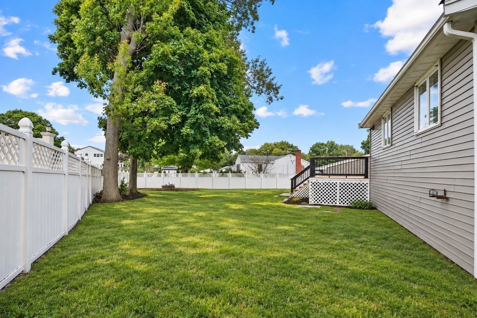 8 Niles Road