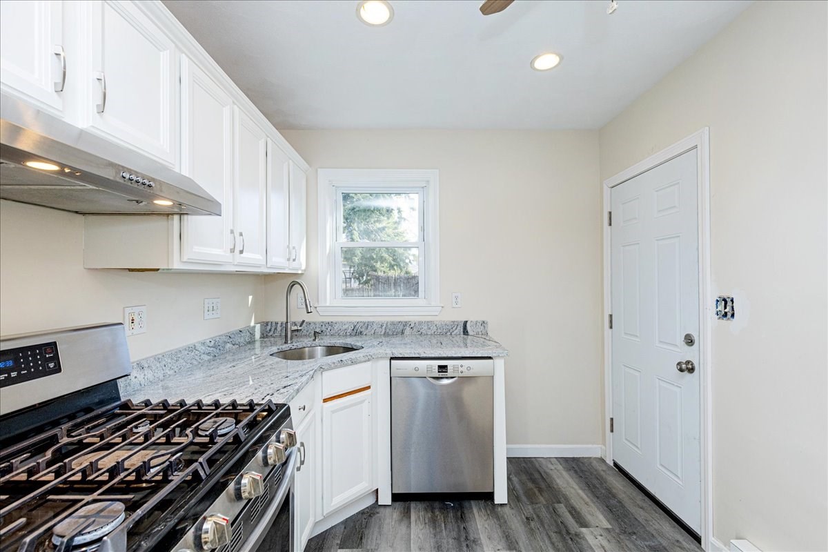 7 Lapham St # 7