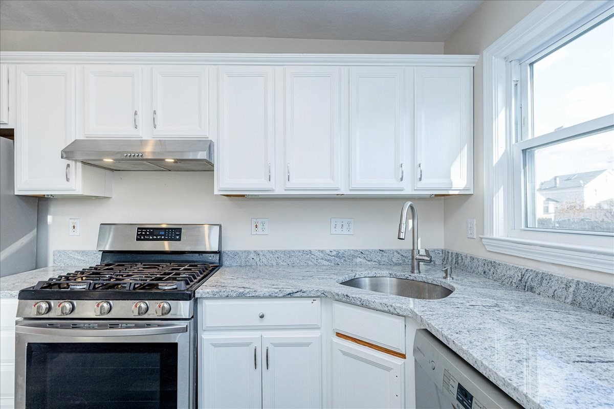 7 Lapham St # 7