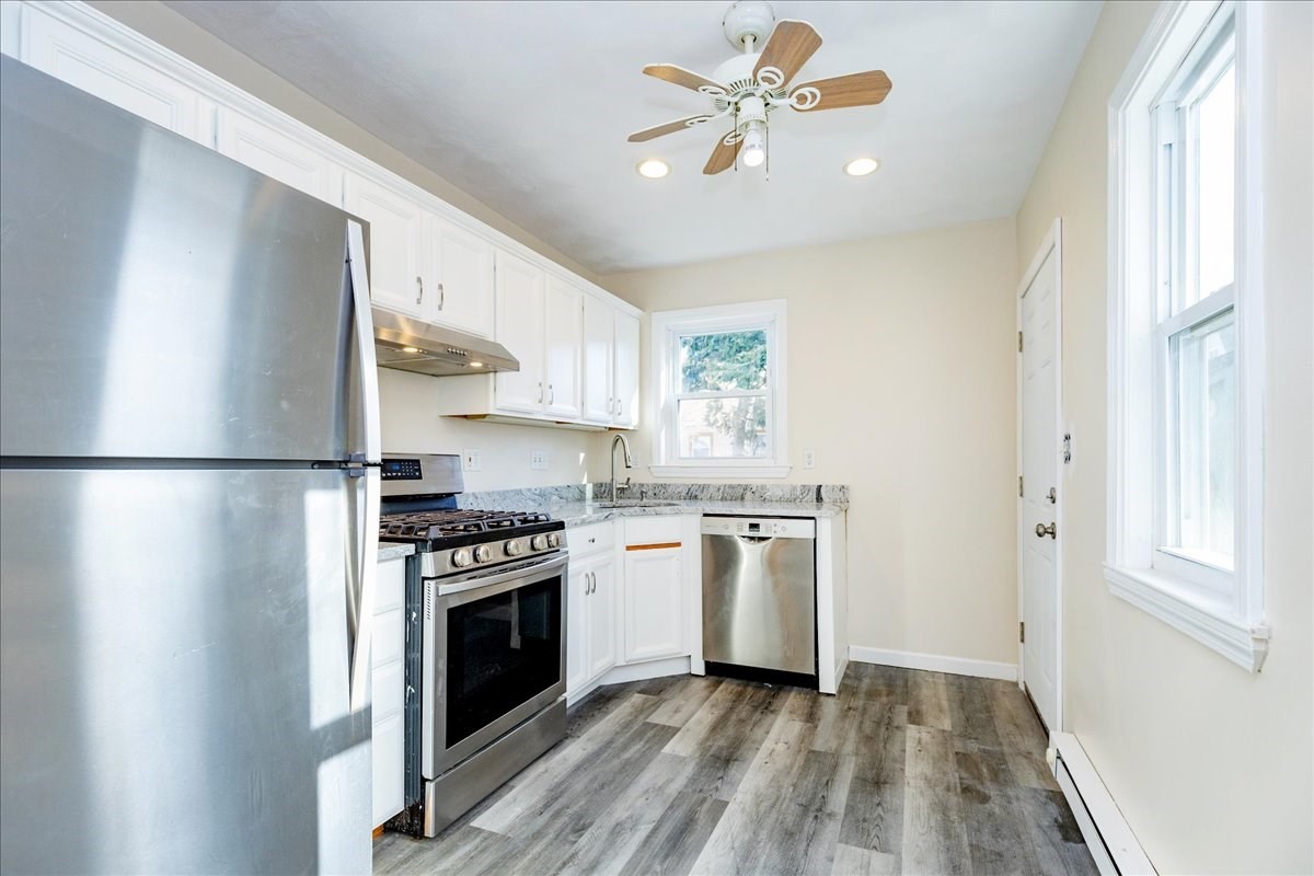 7 Lapham St # 7