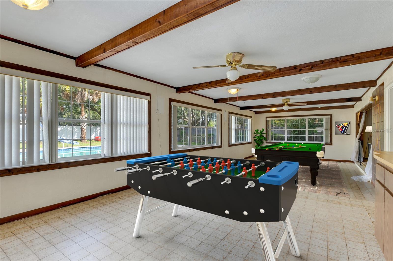 1218 HOWELL CREEK DRIVE