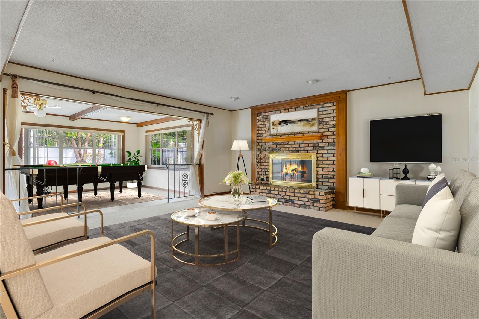 1218 HOWELL CREEK DRIVE