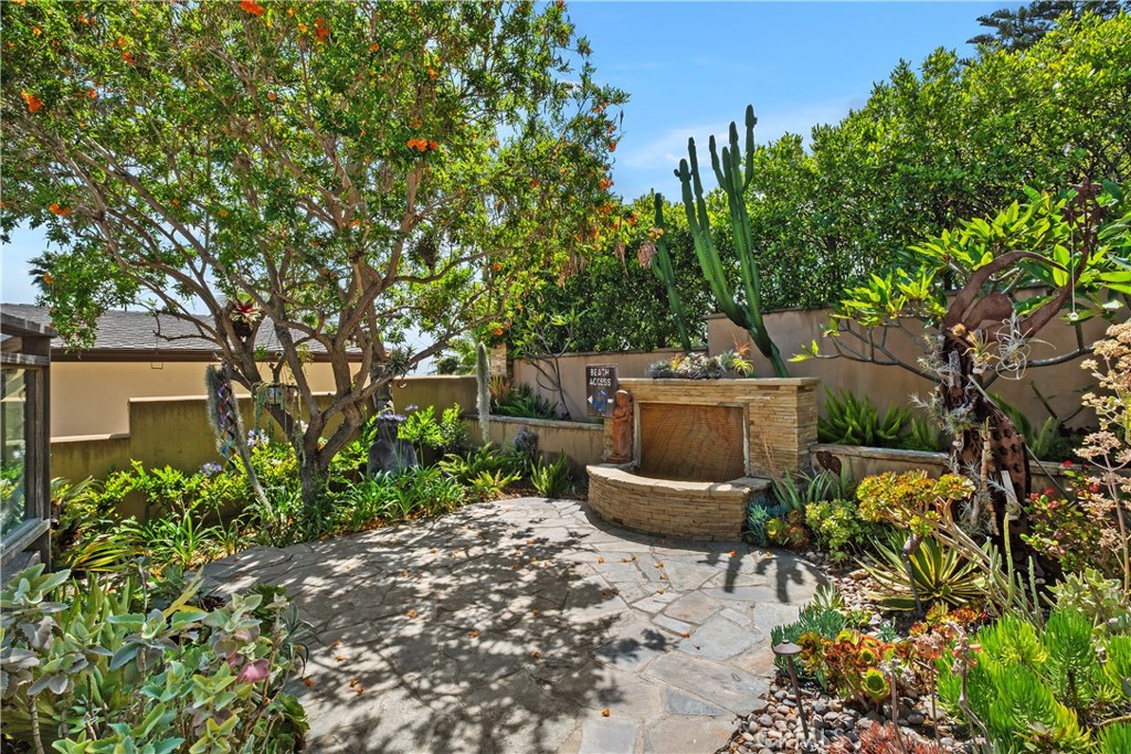 535 High Dr
