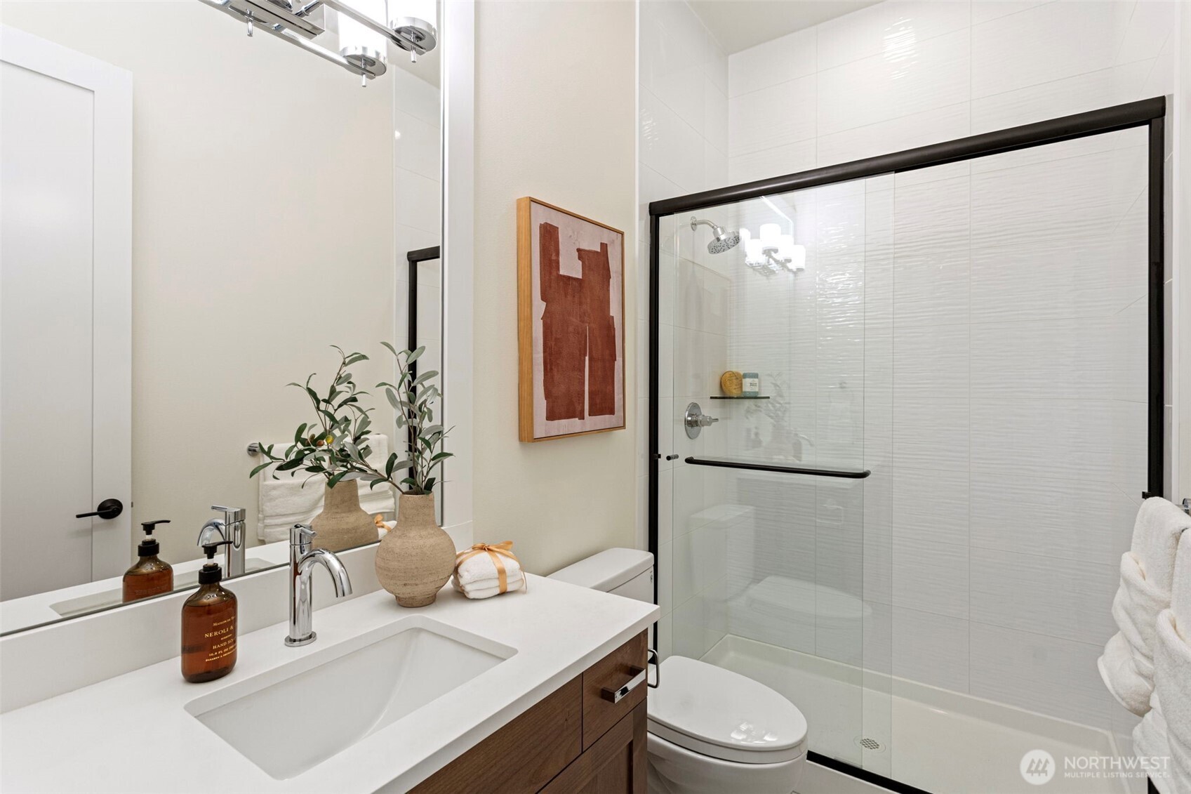 7107 254th Avenue NE