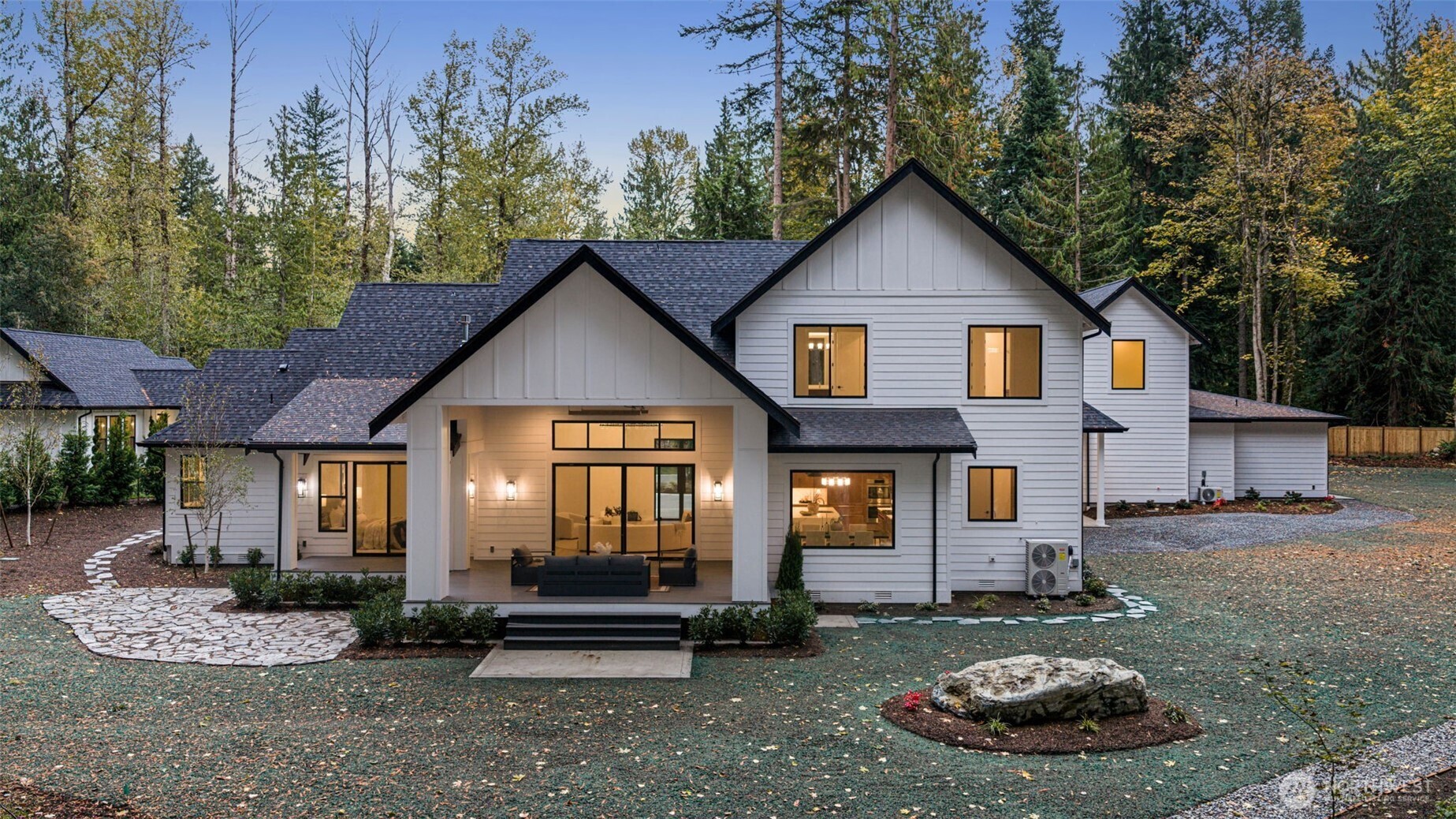 7107 254th Avenue NE