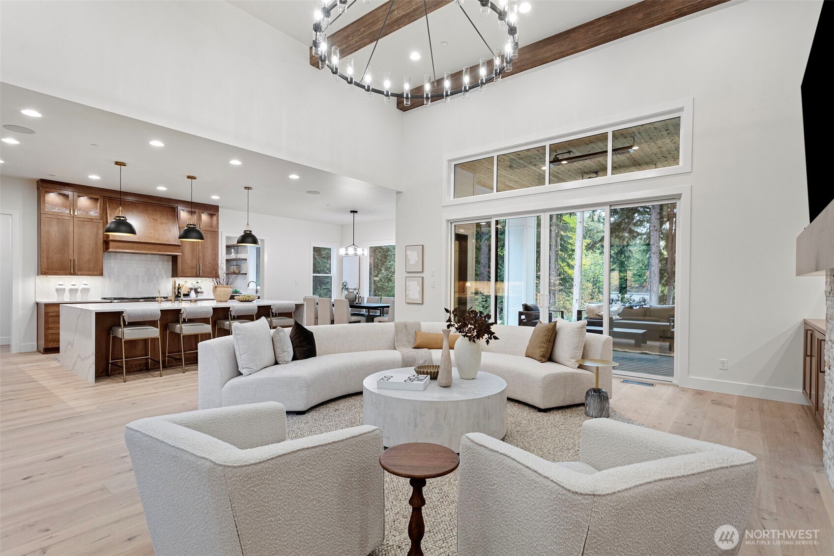 7107 254th Avenue NE