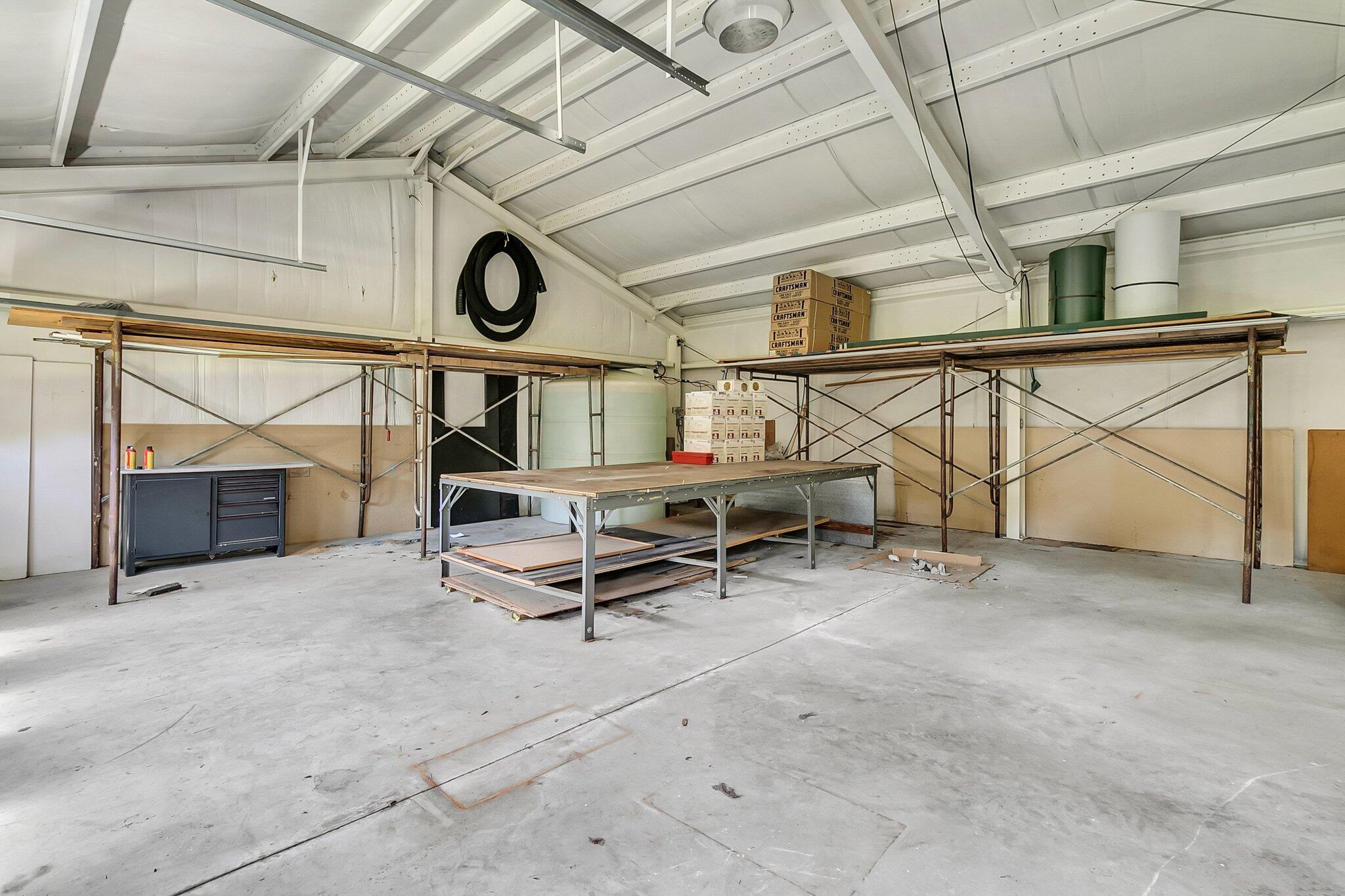 1085 Harts Bluff Road
