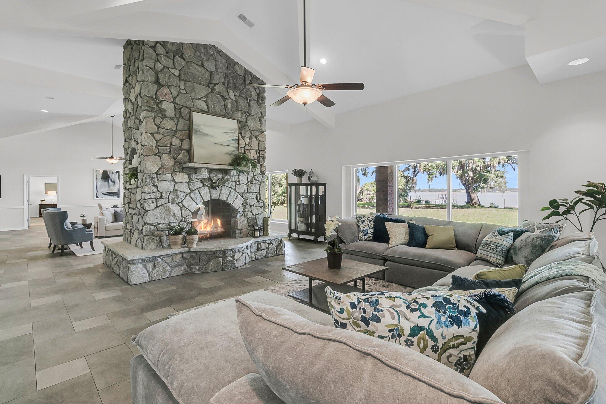 1085 Harts Bluff Road
