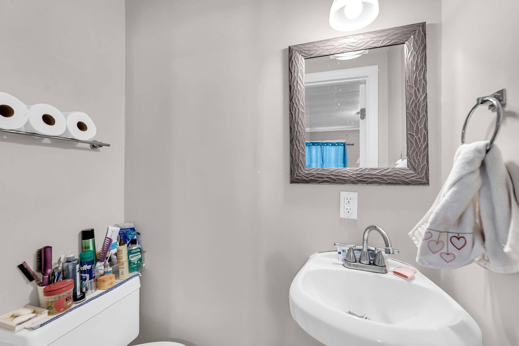 7625 E Oakridge Circle # B Unit: A & B