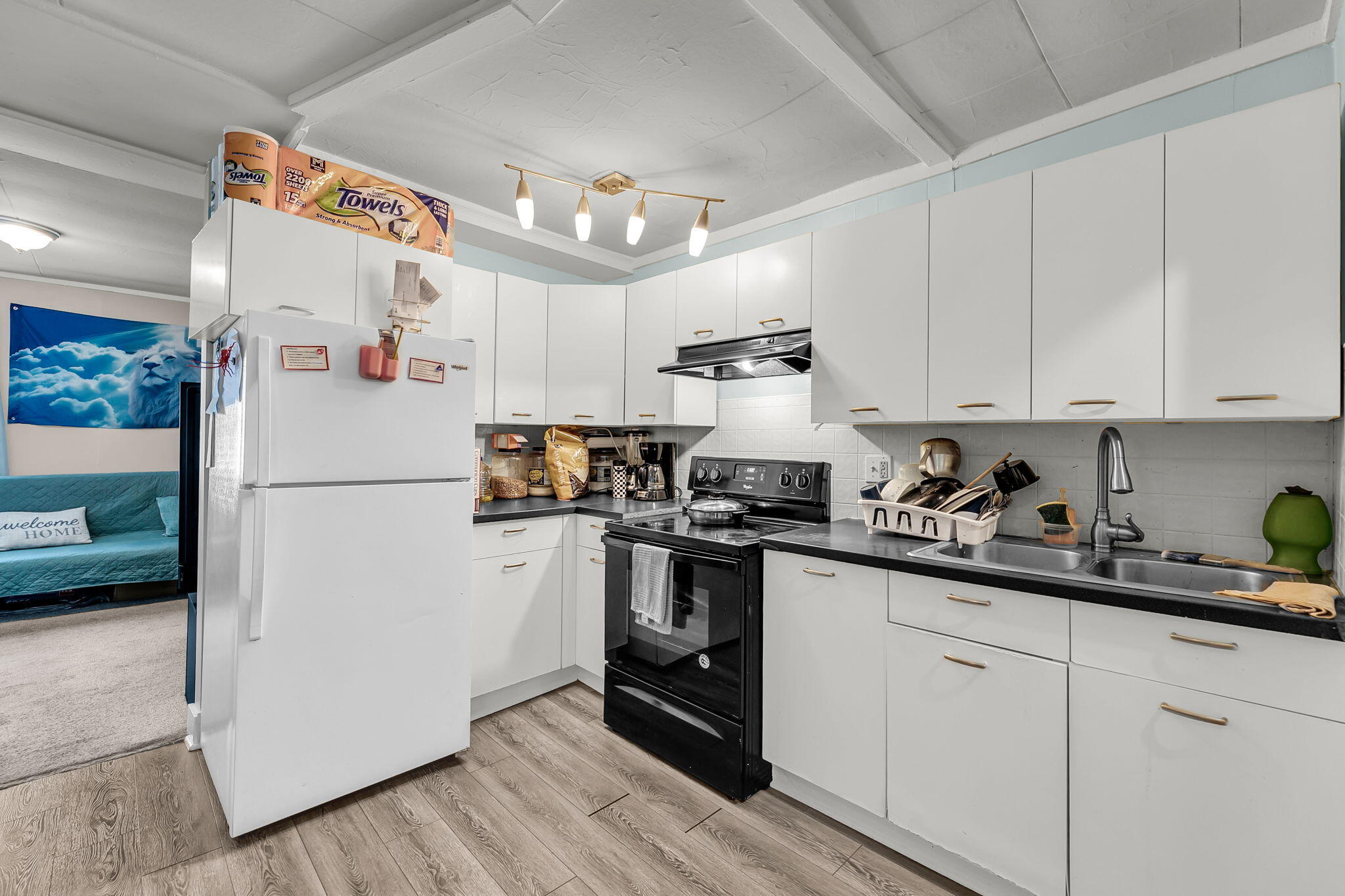 7625 E Oakridge Circle # B Unit: A & B
