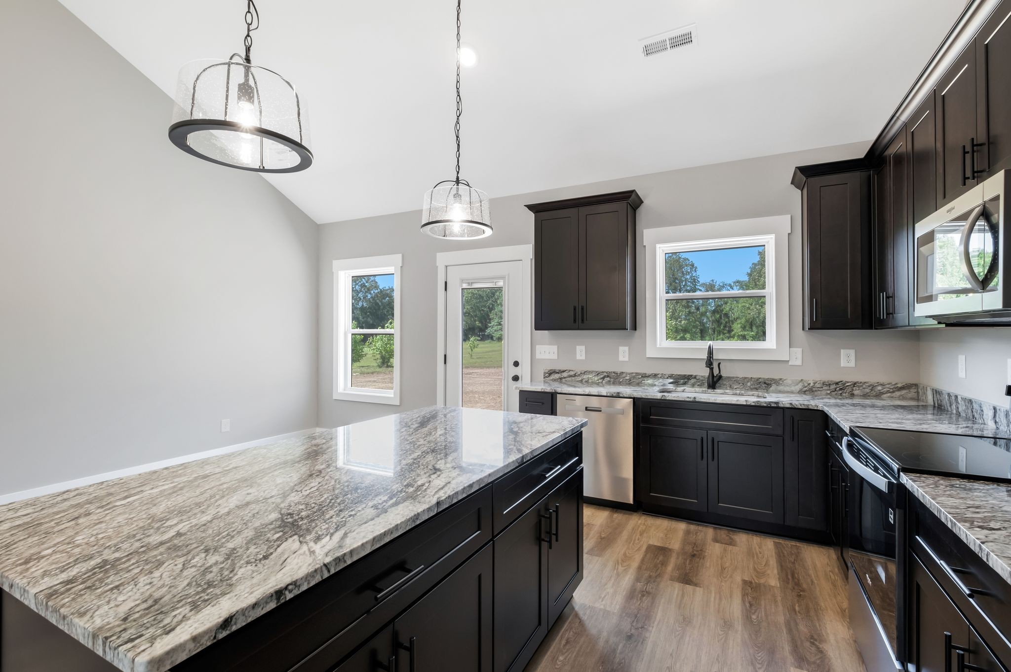 233 Lear Rd
