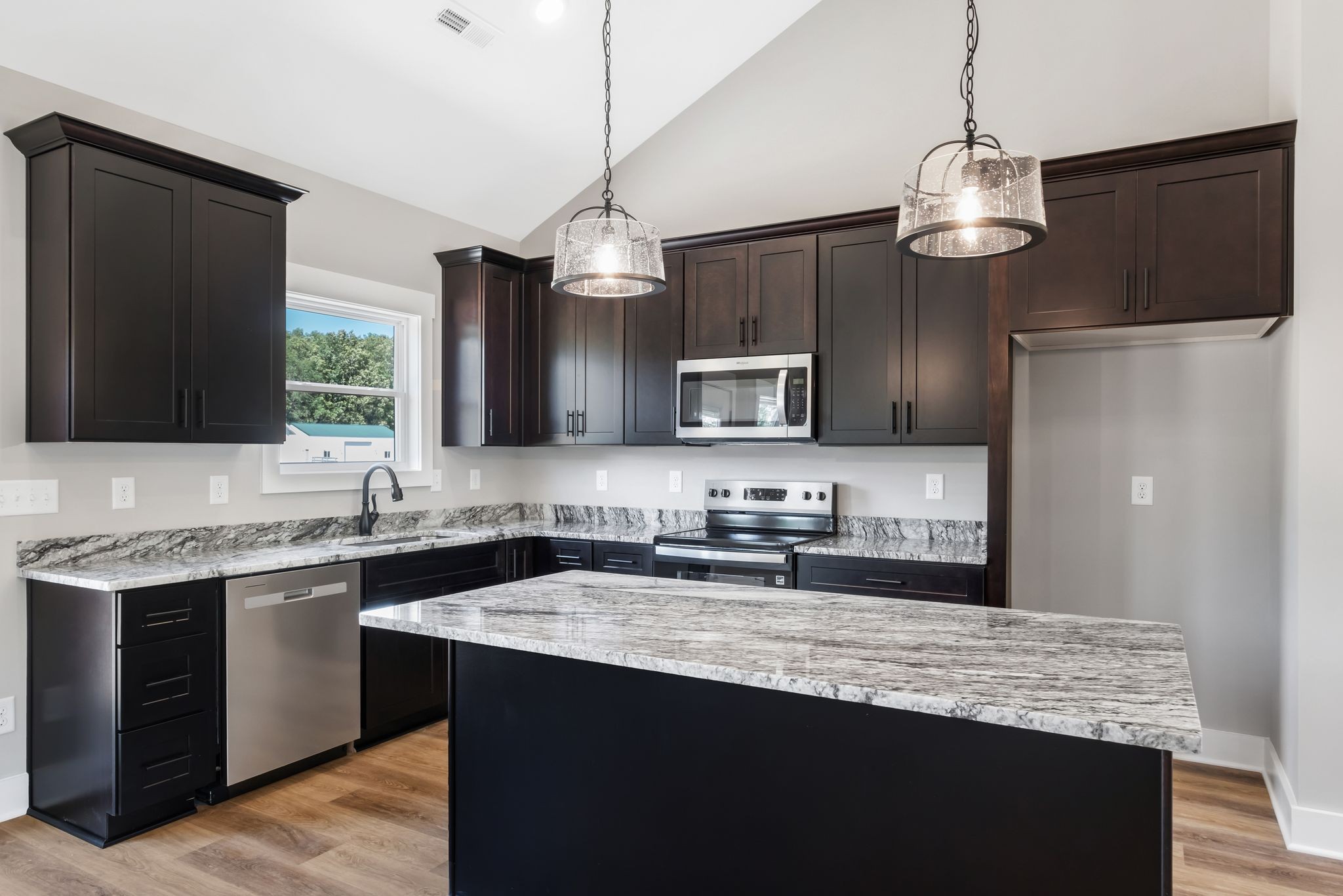 233 Lear Rd