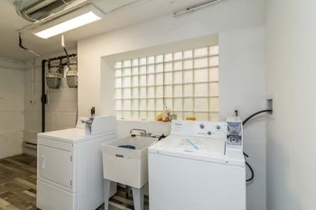 7331 W Higgins Avenue Unit: 1