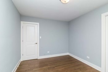 7331 W Higgins Avenue Unit: 1