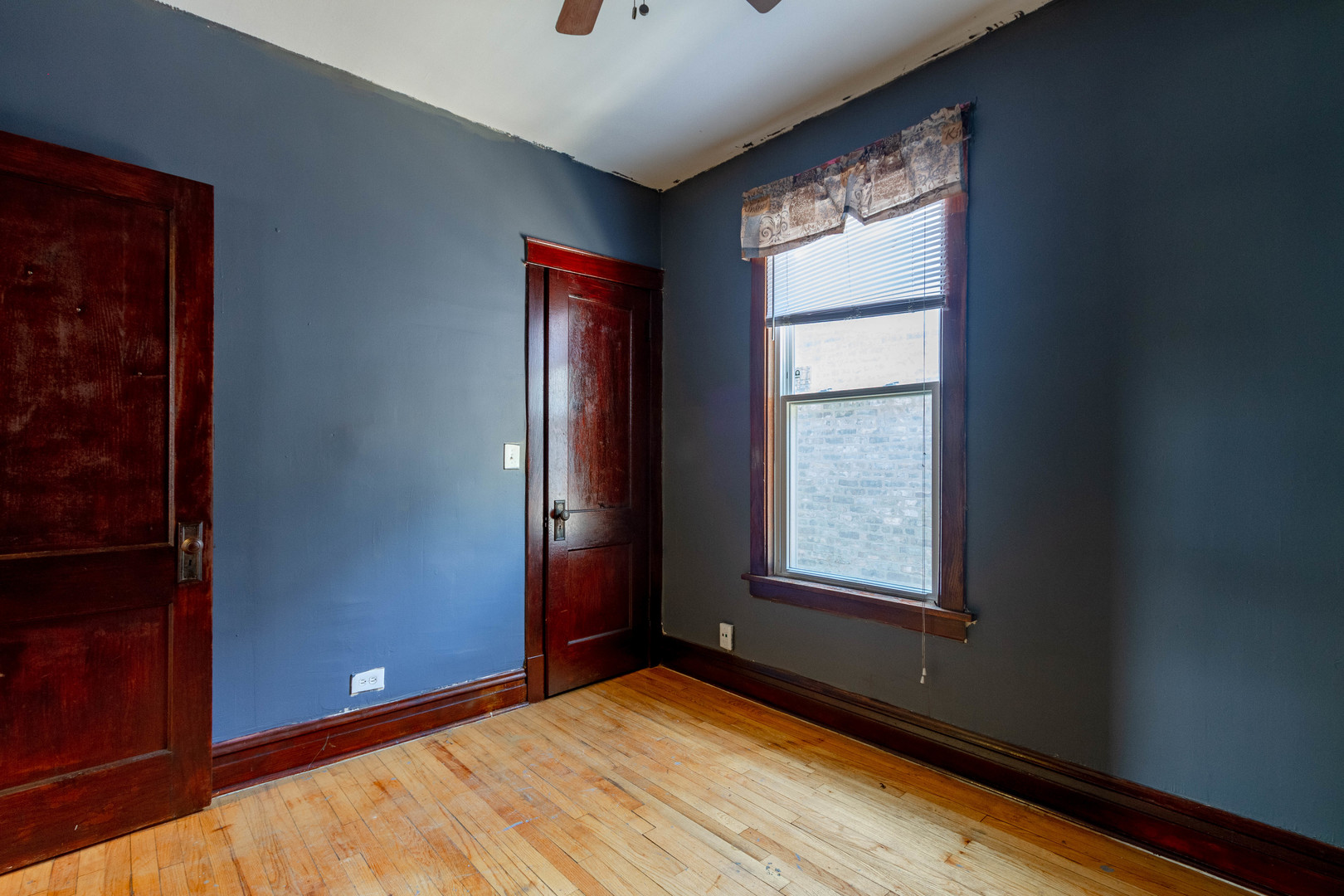 11815 S Peoria Street