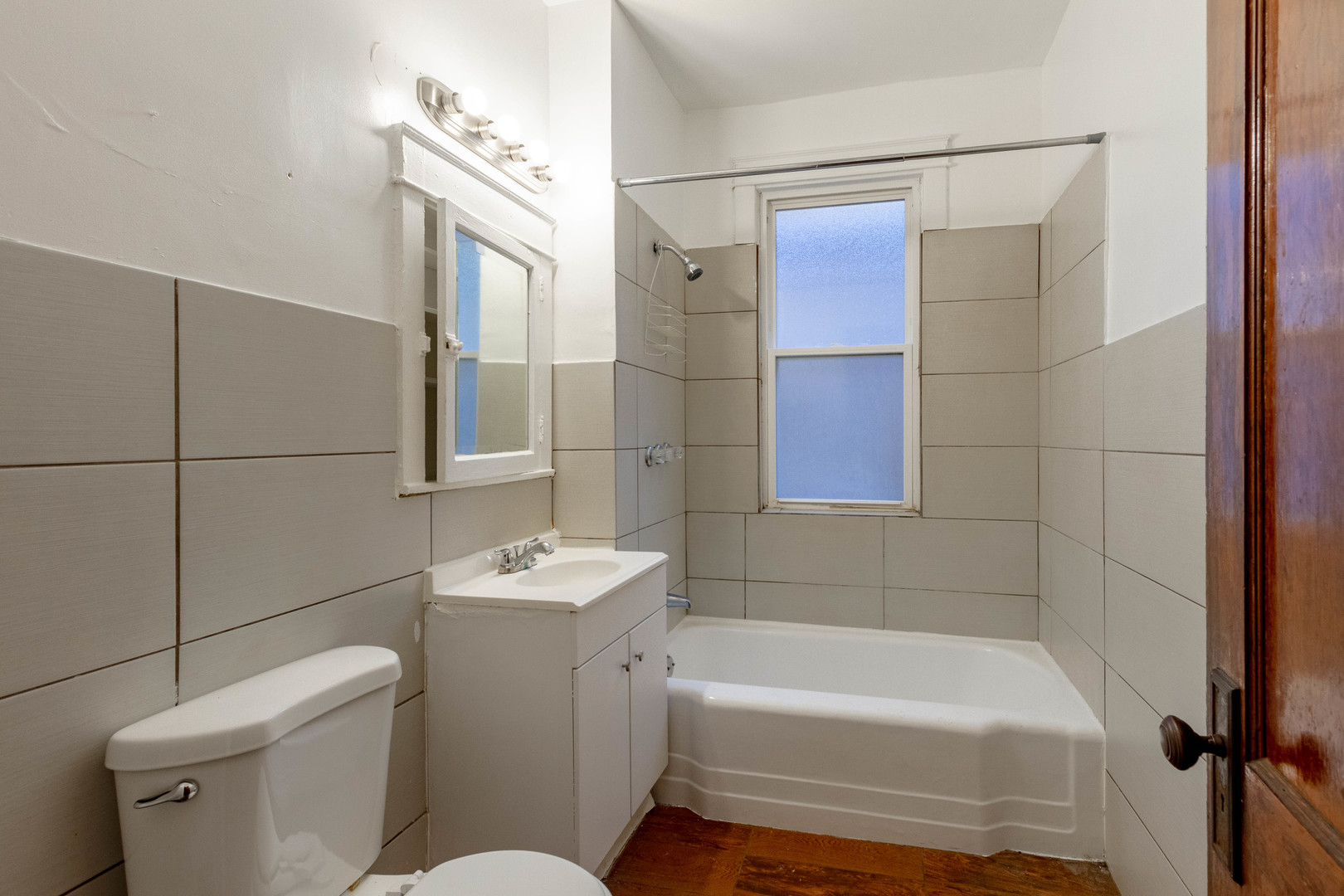 11815 S Peoria Street