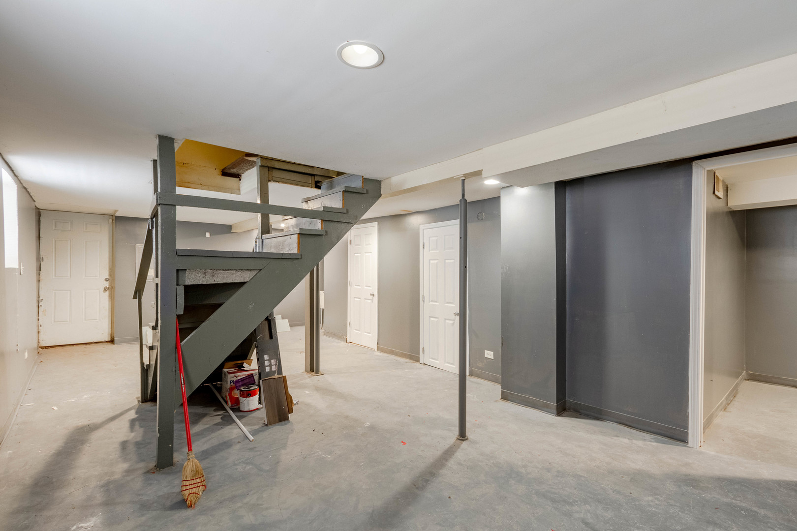 11815 S Peoria Street