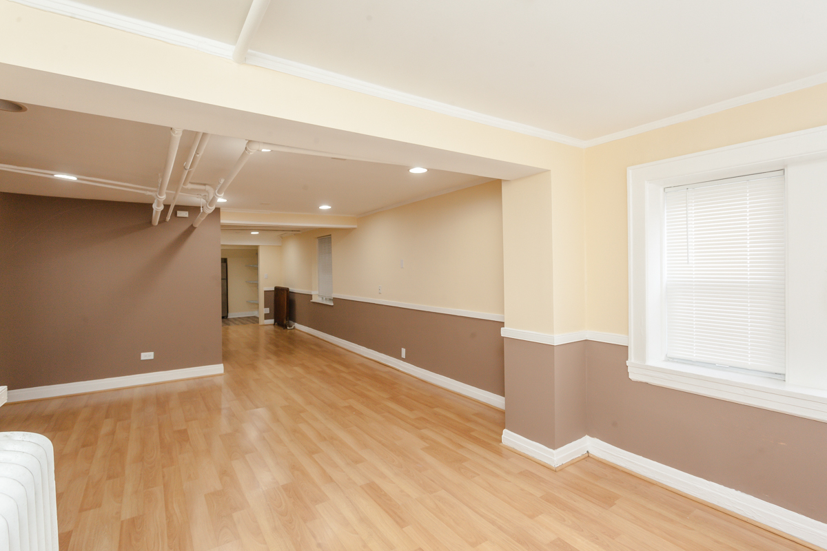 1654 W Melrose Street Unit: G