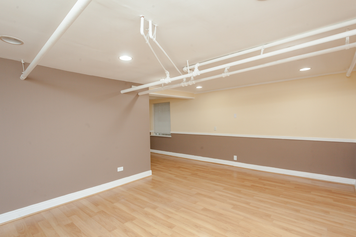 1654 W Melrose Street Unit: G