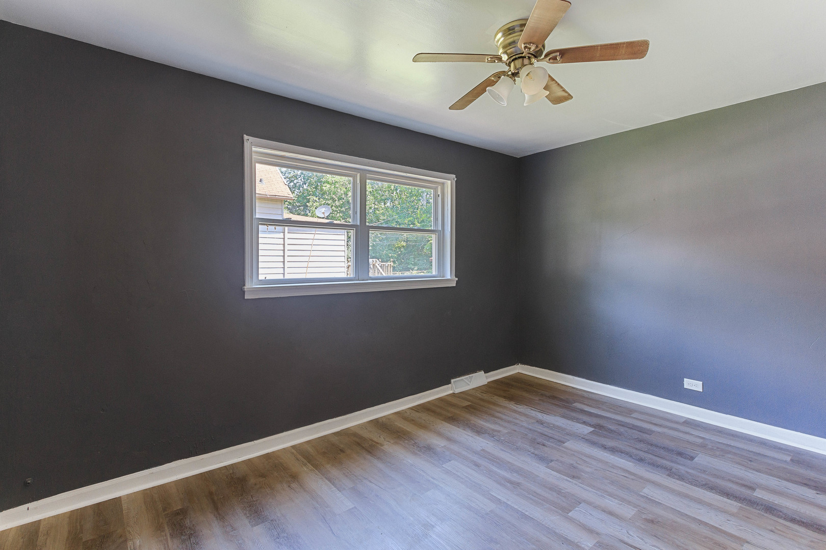 11727 S Peoria Street