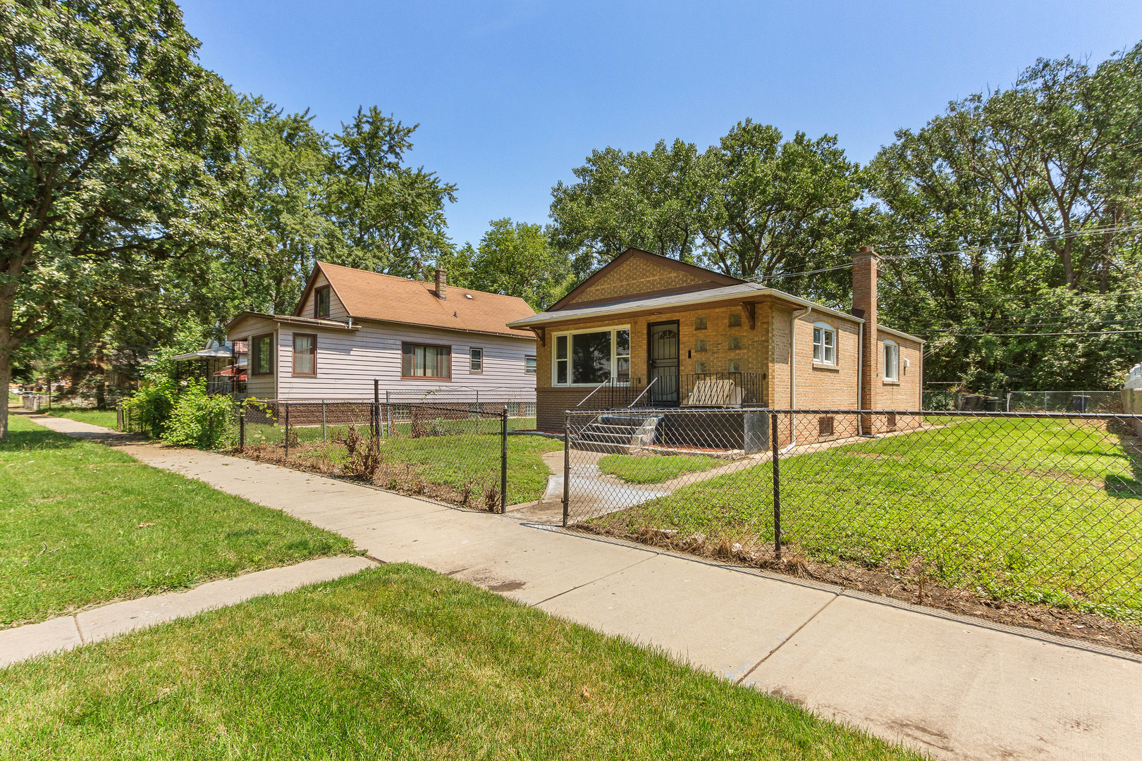 11727 S Peoria Street