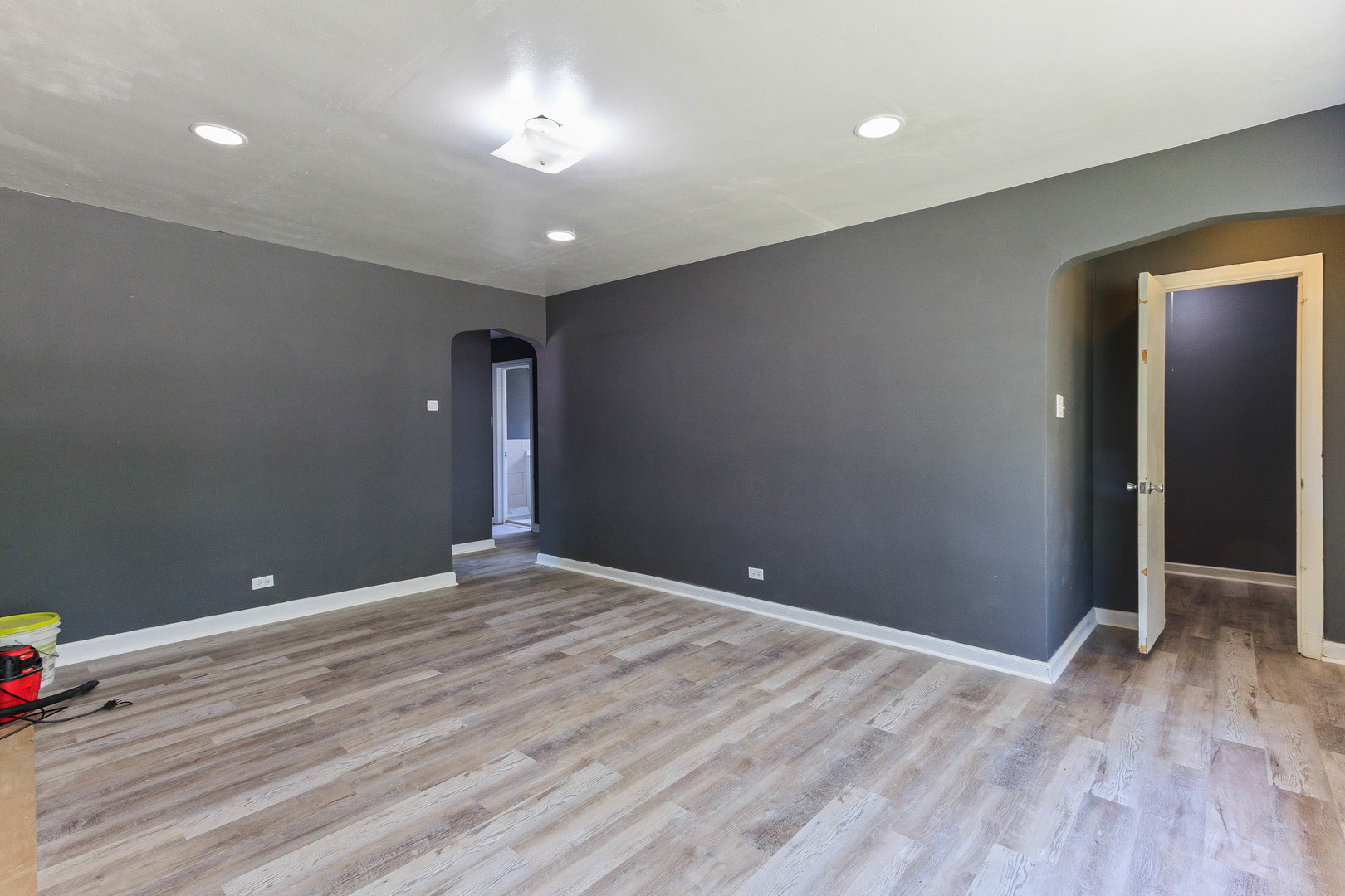 11727 S Peoria Street